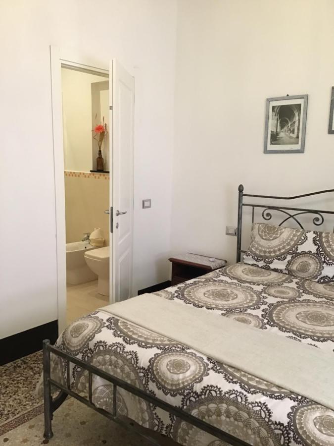B&B Lercari Genoa Bagian luar foto